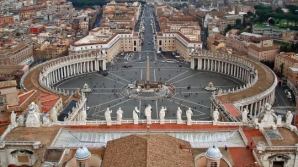 Directorul general al Băncii Vaticanului şi adjunctul acestuia au demisionat