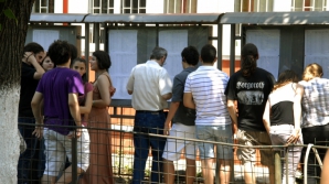 BAC-ul, o problemă şi pentru absolvenţii din România. Aproape jumătate dintre ei au picat examenele