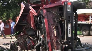 Şoferul camionului implicat în accidentul produs în apropierea Moscovei riscă până la şapte ani de închisoare 