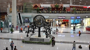 (FOTO) Explozie puternică pe aeroportul internaţional din Beijing: O persoană a fost rănită