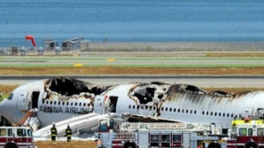 Anchetă în SUA: Pilotul navei prăbuşite în San Francisco avea o experienţă de doar 43 de ore de zbor