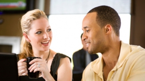 De ce au bărbaţii nevoie de femei? Cercetătorii oferă un răspuns surprinzător
