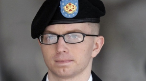 Un soldat american care a furnizat date secrete site-ului WikiLeaks, a fost găsit vinovat şi riscă până la 154 de ani de închisoare