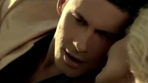 Dan Balan a lansat videoclipul piesei "Lendo Calendo" URMĂREŞTE AICI 