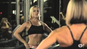 VIDEO AMUZANT! Iată ce s-ar întâmpla dacă bărbaţii ar deveni femei, iar femeile ar lua locul bărbaţilor