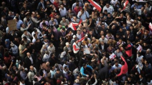 Noi violenţe în Egipt. Zeci de mii de egipteni au luat cu asalt străzile din ţară