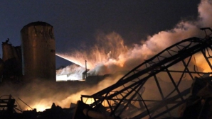 Câteva epxlozii puternice au zguduit în această noapte o fabrică chimică din Florida 