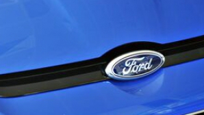 Ford a prezentat un sistem de avertizare care vine în ajutorul poliţiştilor