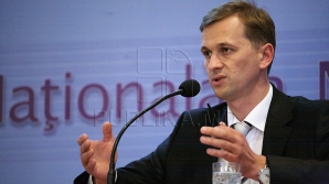 Drăguţanu: Banca de Economii este ca un maratonist care aleargă cu masca antigaz pe faţă