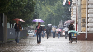 Vremea se răceşte uşor. Câte grade vom avea astăzi în termometre