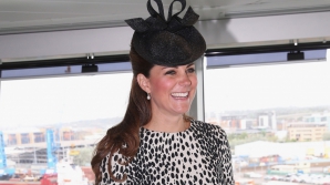 Cele mai ÎNDRĂZNEŢE ţinute ale ducesei de Cambridge în timpul sarcini (FOTO)