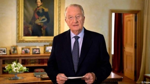 Regele Belgiei Albert al II-lea face ultimul turneu prin ţară înainte de a abdica oficial