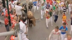 Cel puţin cinci oameni au fost răniţi în ultima zi a cursei cu tauri de la Pamplona
