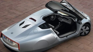 Germanii lansează maşina care consumă 0,9 litri de benzină pentru fiecare o sută de kilometri (VIDEO)