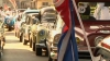 Raliu de excepţie la Havana. Peste 60 de maşini de epocă au defilat pe străzile oraşului VIDEO