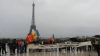 Horă în faţa Turnului Eiffel! Ziua Independenţei Republicii Moldova a fost sărbătorită şi la Paris (VIDEO)