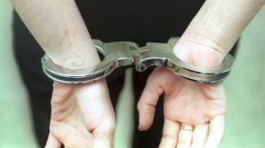 Mai mulţi foşti şi actuali fotbalişti, arestaţi pentru că ar fi participat la trucarea unor meciuri