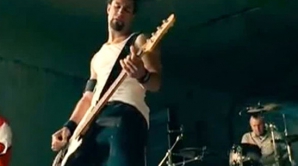 Chitaristul trupei americane "Bloodhound Gang" s-a ales cu dosare penale în Rusia şi Ucraina 