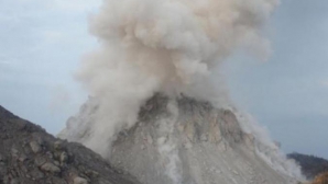 Cel puţin şase oameni au murit în urma erupţiei vulcanului Rokatenda din Indonezia 