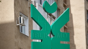 Acţionarii Băncii de Economii au decis să investească 80 milioane de lei pentru salvarea instituţiei