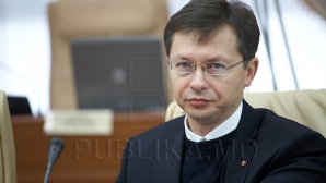 Rocadă la Ministerul Finanţelor. Veaceslav Negruţa ar putea fi revocat din funcţie