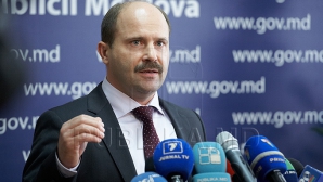 Valeriu Lazăr oferă detalii despre vizita lui Dmitri Rogozin la Chişinău. Iată despre ce vor discuta oficialii