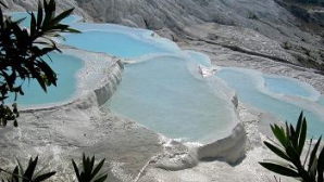 TOPUL celor mai frumoase piscine naturale (VIDEO)