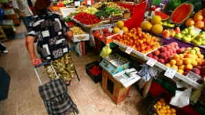 Sezonul conservelor e în toi. IATĂ preţurile fructelor şi legumelor