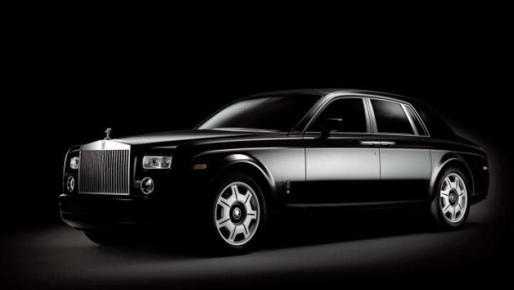 Rolls-Royce Phantom va fi înlocuit cu o nouă generaţie de autoturisme