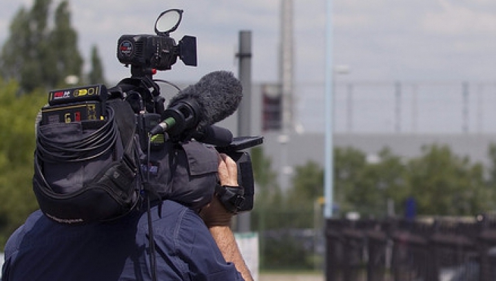 Un cameraman al televiziunii Sky News, împuşcat astăzi în Egipt