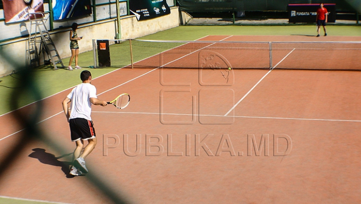 Cele mai interesante momente de la Cupa Publika TV la tenis GALERIE FOTO