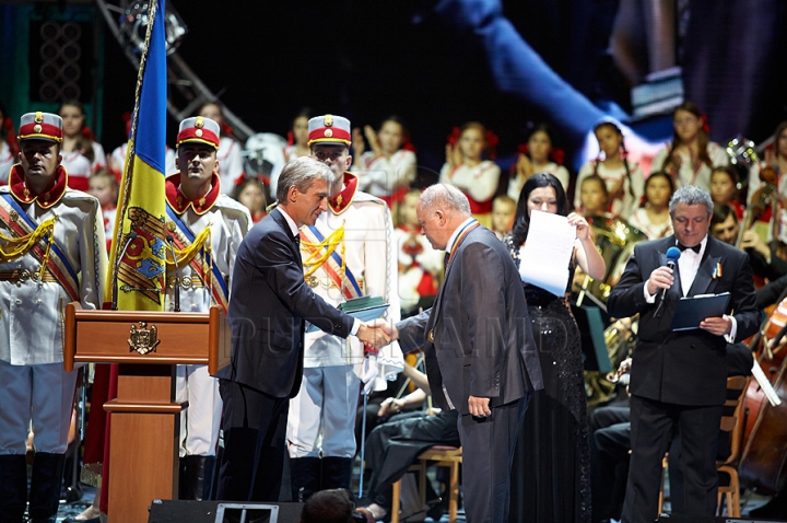 Ceremonia de înmânare a Premiilor Naţionale ÎN IMAGINI FOTO. Vezi cele mai emoţionante momente