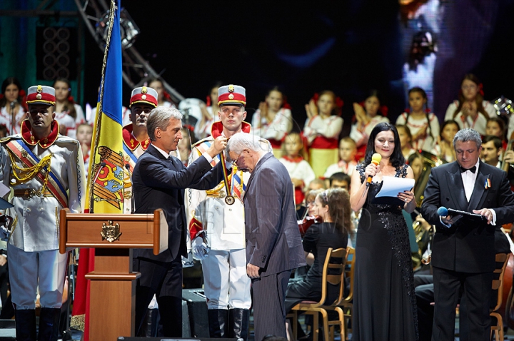 Ceremonia de înmânare a Premiilor Naţionale ÎN IMAGINI FOTO. Vezi cele mai emoţionante momente