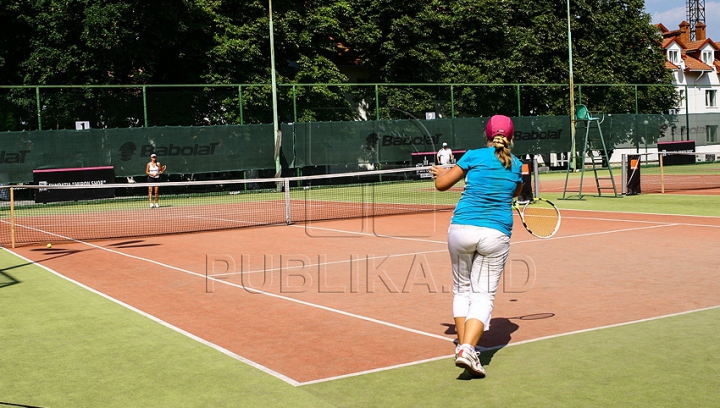 Cele mai interesante momente de la Cupa Publika TV la tenis GALERIE FOTO