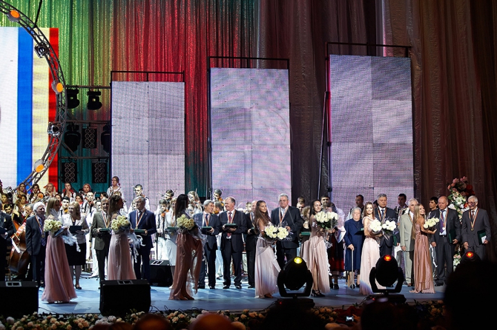 Ceremonia de înmânare a Premiilor Naţionale ÎN IMAGINI FOTO. Vezi cele mai emoţionante momente