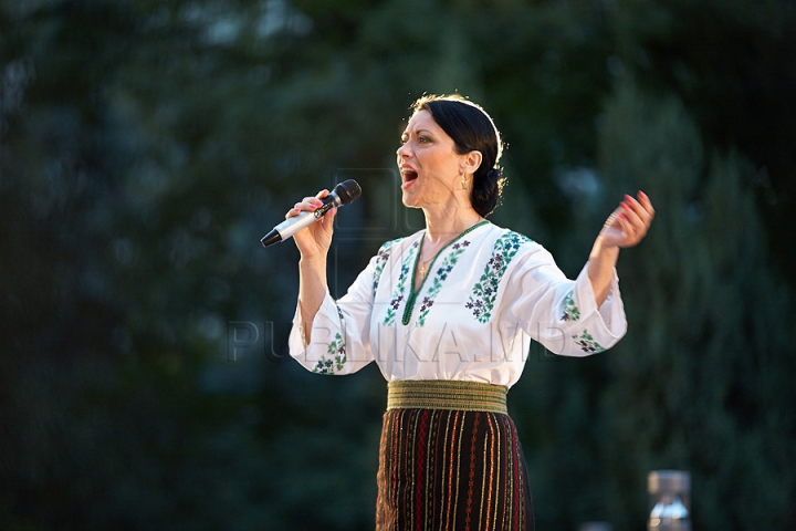 Campania "EU sunt Moldova", la final. Preşedintele Parlamentului: Această iniţiativă este una foarte bună (GALERIE FOTO)