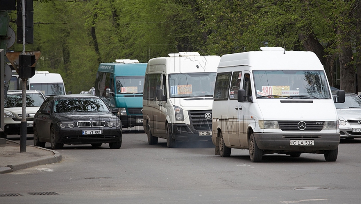 Microbuzele de pe liniile 109, 113, 169 şi 191 vor activa în regim normal. "Noi nu ne fugărim după trei lei"