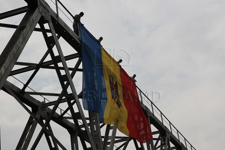 Campania Eu sunt Moldova a ajuns la Ungheni. "Dragostea de ţară trebuie să o manifeste toţi moldovenii" (VIDEO. FOTO)