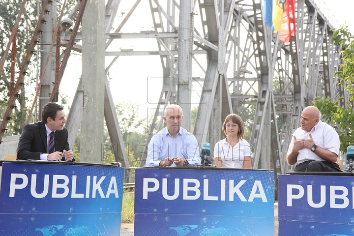 Campania Eu sunt Moldova a ajuns la Ungheni. "Dragostea de ţară trebuie să o manifeste toţi moldovenii" (VIDEO. FOTO)