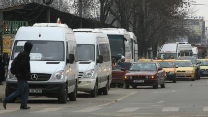 Fiscul porneşte lupta cu transportatorii iliciţi de pasageri