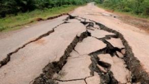 Cutremur puternic în Peru: Zeci de oameni au rămas blocaţi în subteran