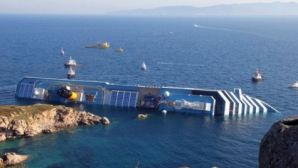 Scafandrii au descoperit rămăşiţe umane în apropiere de epava navei "Costa Concordia" 