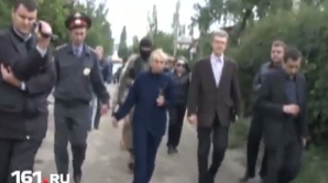 O familie din Rusia suspectată de comiterea a 30 de crime a fost pusă sub acuzare (VIDEO)