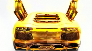 Un Lamborghini placat cu aur, platină şi diamante, scos în vânzare. Automobilul de lux este demn de Cartea Recordurilor 