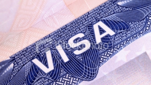Revista presei internaţionale: SUA şi Canada, ameninţate cu reintroducerea vizelor în UE, dacă nu scot vizele pentru români