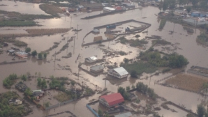 Potop în România: Nouă oameni au murit în judeţul Galaţi, iar sirenele au sunat încontinuu (VIDEO)