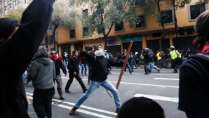 Protest furios în Mexic: Mii de profesori au ieşit în stradă, iar poliţia i-a atacat cu gaze lacrimogene