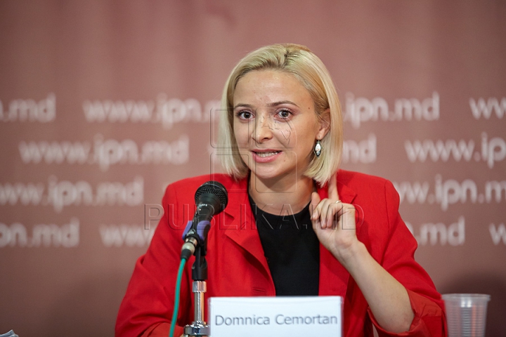 Domnica Cemortan, apariţie neaşteptată în faţa jurnaliştilor: Mi-aţi distrus viaţa! (VIDEO)