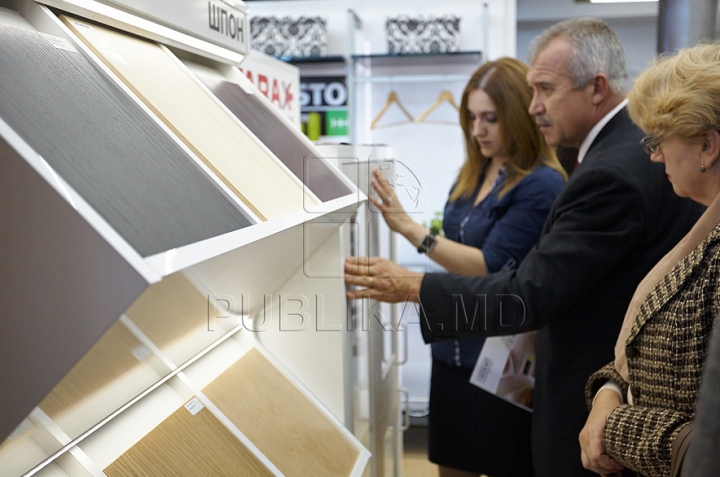 Expoziţia de mobilă de la Moldexpo a impresionat vizitatorii prin modelele prezentate (VIDEO/FOTO)