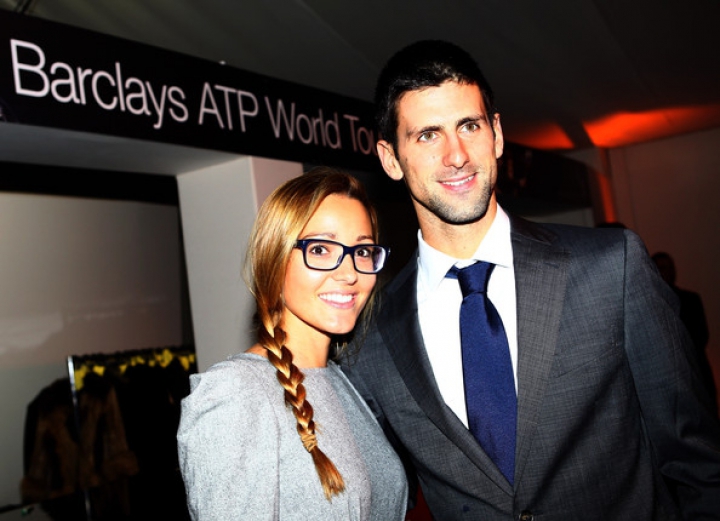 Novak Djokovic îşi pune pirostriile. Sârbul se căsătoreşte cu iubita sa, Jelena Ristic. GALERIE FOTO